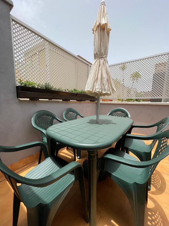 Atico "Turquesa Beach" Con Piscina, Terraza Y Barbacoa Sardina Zewnętrze zdjęcie